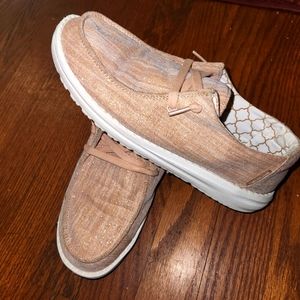 EUC Hey Dude's Wendy Style Sparkling Rose Gold Woman's 6